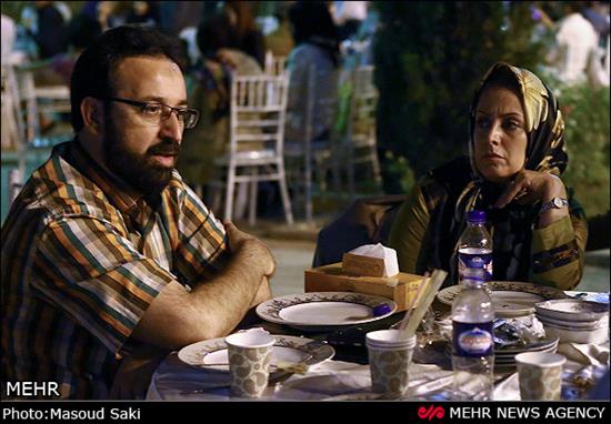 عکس فرزاد جمشیدی مجری جنجالی تلوزیون و همسرش در افطاری وزیر‌ ارشاد