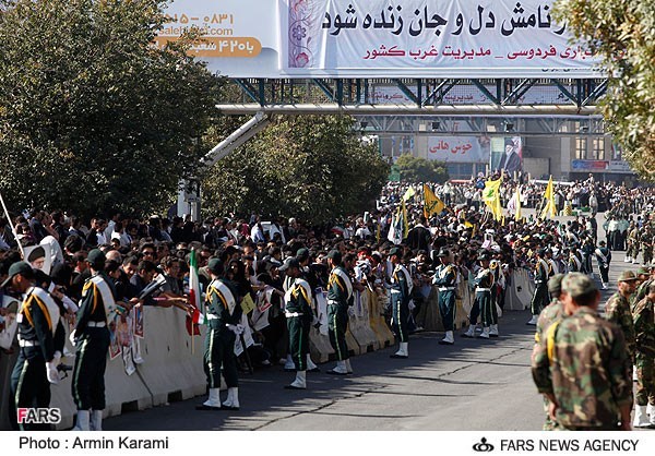 استقبالی باشکوه از مقام معظم رهبری در کرمانشاه